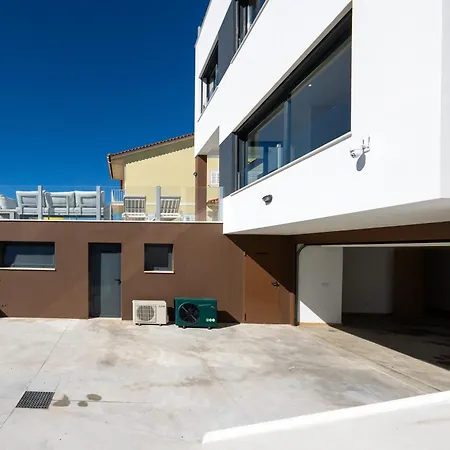 别墅 Silver Coast Villa-casa De Luxo Com Piscina E Vista Mar