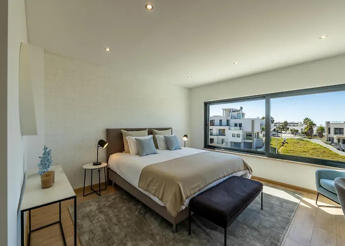 Silver Coast Villa-casa De Luxo Com Piscina E Vista Mar Villa