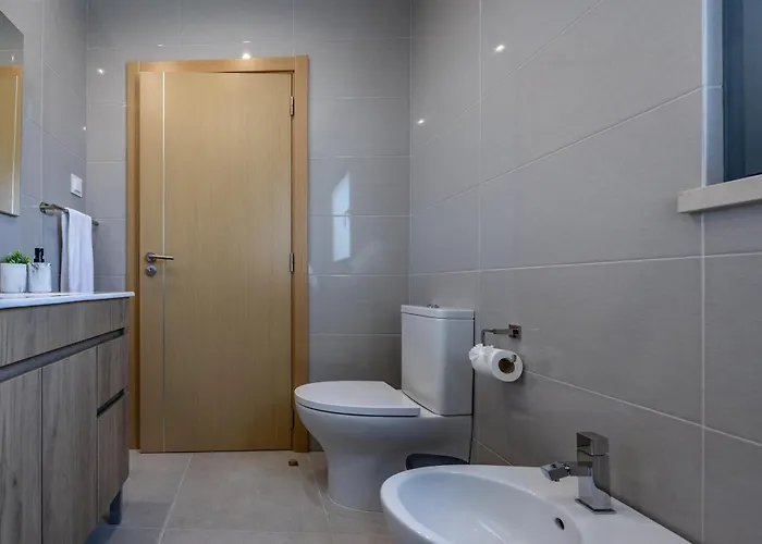 Silver Coast Villa-casa De Luxo Com Piscina E Vista Mar